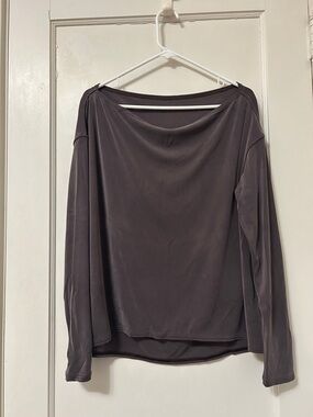 Women’s Lululemon brown long sleeve boatneck top - Size Medium